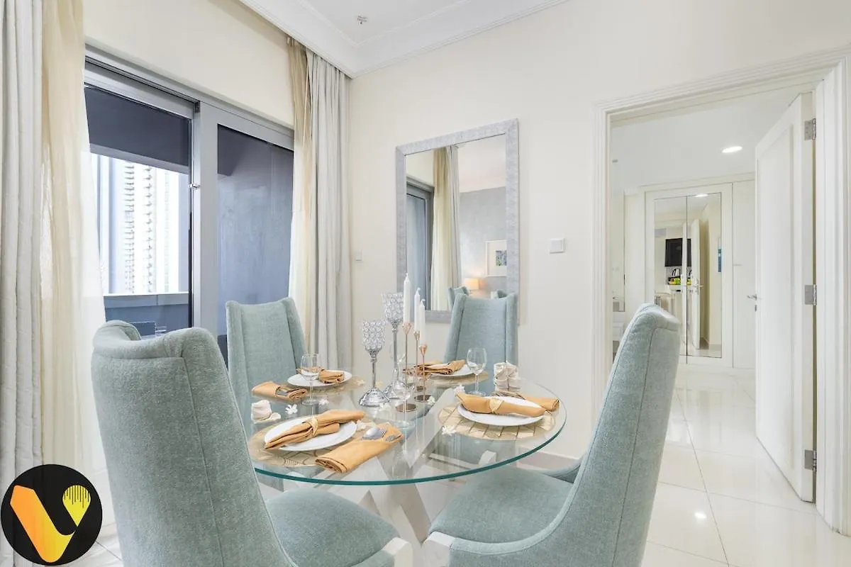 Apartment Vogue Damac Mall Street With Burj Khalifa View Dubai United Arab Emirates